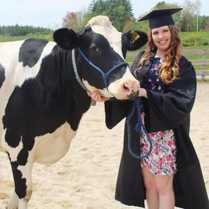 Meet your Posher, Hannah